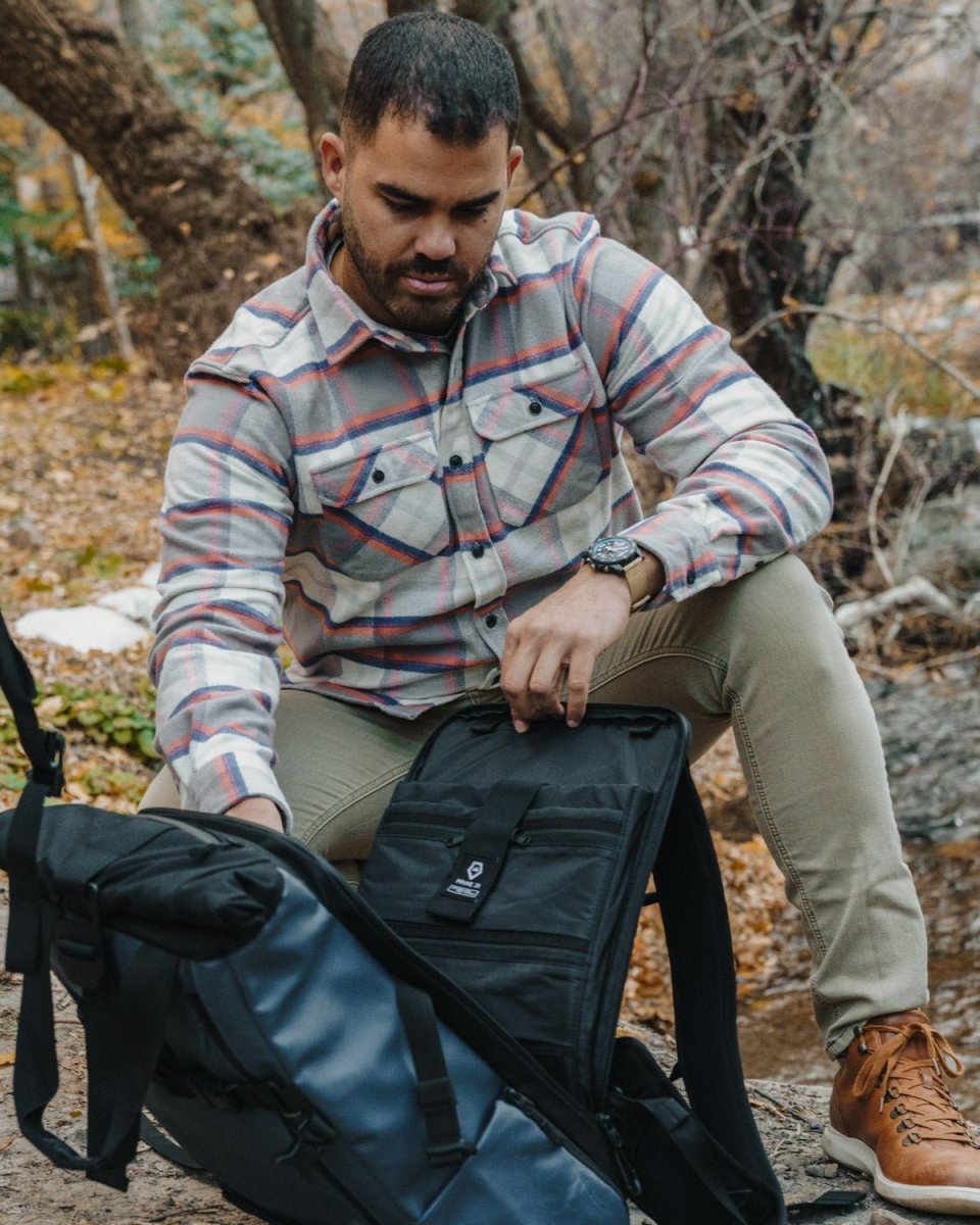 Grand Flannel, Plaid Salmon - Clevis Barnwell's